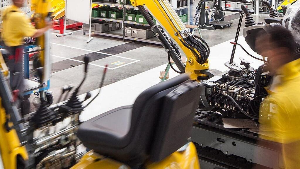 Wacker Neuson production hall in Hörsching near Linz, Austria.